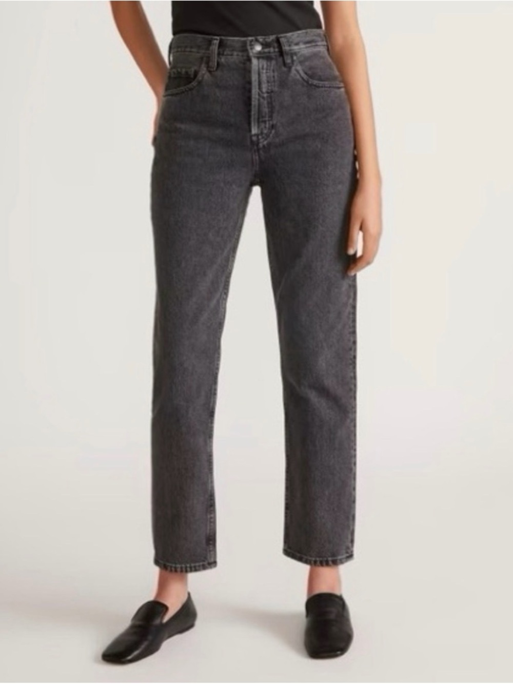 Everlane The Original Cheeky Jean in Washed Black